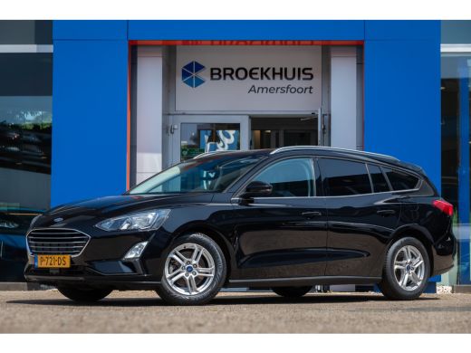 Ford Focus 1.0 EcoBoost Trend Edition Business | Stoel/stuur/voorruit verwarming | Achteruitrijcamera | Appl... Ford Focus 1.0 EcoBoost Trend Edition Business | Stoel/stuur/voorruit verwarming | Achteruitrijcamera | Appl...