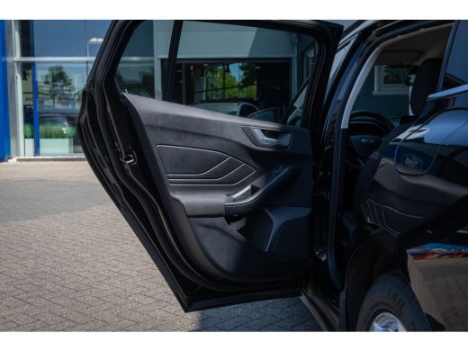 Ford Focus 1.0 EcoBoost Trend Edition Business | Stoel/stuur/voorruit verwarming | Achteruitrijcamera | Appl... ActivLease financial lease