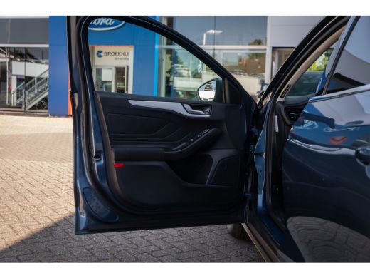 Ford Focus 1.0 EcoBoost Trend Edition Business| Stuur/stoel/voorruit verwarming | Camera | Apple Carplay/And... ActivLease financial lease