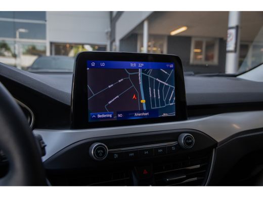 Ford Focus 1.0 EcoBoost Trend Edition Business| Stuur/stoel/voorruit verwarming | Camera | Apple Carplay/And... ActivLease financial lease