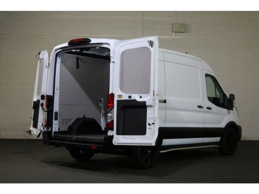 Ford Transit 2.0 TDCI 130pk Automaat L2 H2 Black Edition ActivLease financial lease