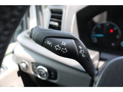 Ford Transit 2.0 TDCI 130pk Automaat L2 H2 Black Edition ActivLease financial lease