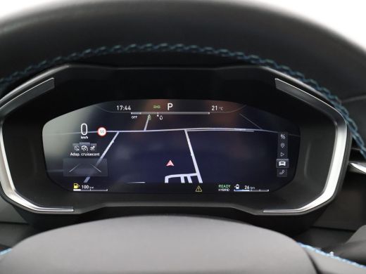 Lynk & Co 01 1.5 AUT. + 1800 KG TREKHAAK | ADAPTIVE CRUISE | PANORAMA | LED | CAMERA | CARPLAY | STOELVERWARMING ActivLease financial lease