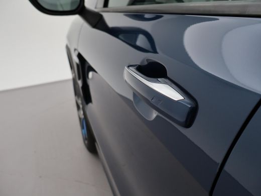 Lynk & Co 01 1.5 AUT. + 1800 KG TREKHAAK | ADAPTIVE CRUISE | PANORAMA | LED | CAMERA | CARPLAY | STOELVERWARMING ActivLease financial lease