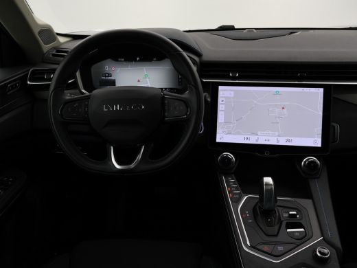 Lynk & Co 01 1.5 AUT. + 1800 KG TREKHAAK | ADAPTIVE CRUISE | PANORAMA | LED | CAMERA | CARPLAY | STOELVERWARMING ActivLease financial lease