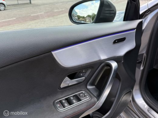 Mercedes-Benz A-Klasse 200 Business Solution AMG-PAKKET PANODAK ActivLease financial lease