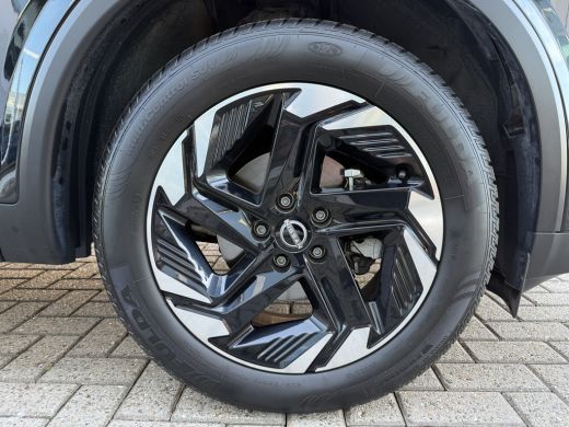 Nissan QASHQAI 1.3 MHEV Xtronic N-Connecta NIEUW ActivLease financial lease
