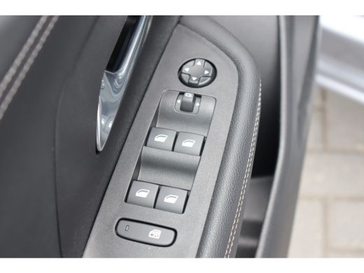 Opel Mokka-e 50KWH 136PK GS-LINE AUTOMAAT / NAVI / LEDER / CLIMA / LED / PDC / 17" LMV / CAMERA / WINTERPAKKET... ActivLease financial lease