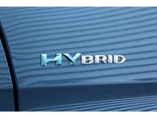 Peugeot 3008 1.6 HYBRID 225PK ALLURE PACK AUTOMAAT / NAVI / LEDER / CLIMA / LED / PDC / 18" LMV / CAMERA / KEY... ActivLease financial lease