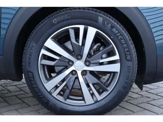 Peugeot 3008 1.6 HYBRID 225PK ALLURE PACK AUTOMAAT / NAVI / LEDER / CLIMA / LED / PDC / 18" LMV / CAMERA / KEY... ActivLease financial lease
