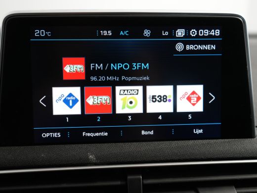 Peugeot 5008 1.2 PureTech Blue Lease Executive Automaat | 2 stoelen op derde rij | Achteruitrijcamera | Cruise... ActivLease financial lease