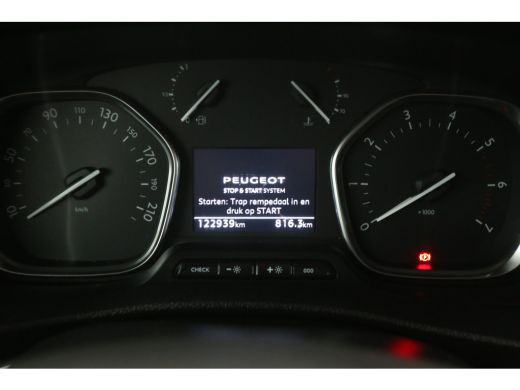 Peugeot Expert 2.0 BlueHDI 145PK L3H1 Automaat 360 Camera Airco Cruise Carplay LED 3 Persoons Navi PDC 17"LMV Tr... ActivLease financial lease