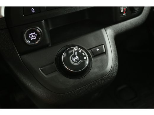 Peugeot Expert 2.0 BlueHDI 145PK L3H1 Automaat 360 Camera Airco Cruise Carplay LED 3 Persoons Navi PDC 17"LMV Tr... ActivLease financial lease