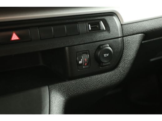 Peugeot Expert 2.0 BlueHDI 145PK L3H1 Automaat 360 Camera Airco Cruise Carplay LED 3 Persoons Navi PDC 17"LMV Tr... ActivLease financial lease