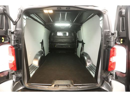 Peugeot Expert 2.0 BlueHDI 145PK L3H1 Automaat 360 Camera Airco Cruise Carplay LED 3 Persoons Navi PDC 17"LMV Tr... ActivLease financial lease