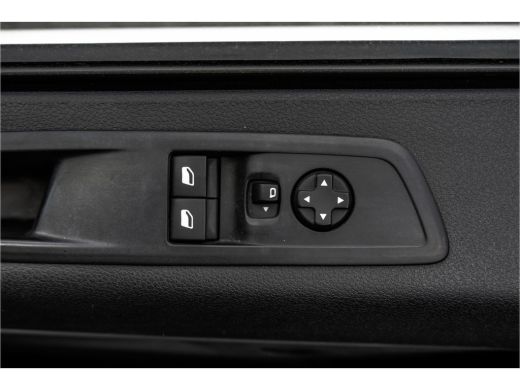 Peugeot Expert 2.0 BlueHDI | L3H1 | DC 5-Zits | CarPlay | Navi | Cruise | Airco | PDC | Euro 6 ActivLease financial lease