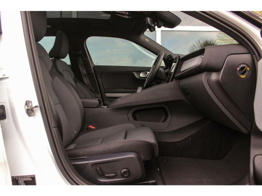 Polestar 2 Long Range Dual Motor Launch Edition 78kWh ActivLease financial lease