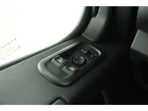 Renault Master T35 2.3 dCi 180PK L2H2 Airco Camera Cruise Parkeersensoren 3 Persoons Elektrpakket ActivLease financial lease