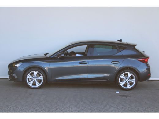Seat Leon 1.4 TSI eHybrid PHEV FR | Achteruitrijcamera | Apple Carplay/Android Auto|telefoonintegratie prem... ActivLease financial lease