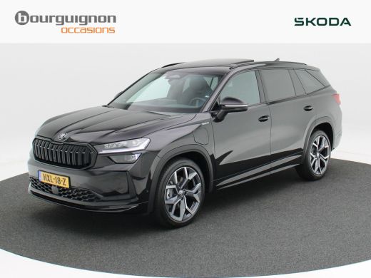 Skoda Kodiaq 1.5 TSi 204 Pk PHEV Sportline Business | Trekhaak | Panoramadak | 20 Inch | Head-Up | Navigatie |... Skoda Kodiaq 1.5 TSi 204 Pk PHEV Sportline Business | Trekhaak | Panoramadak | 20 Inch | Head-Up | Navigatie |...