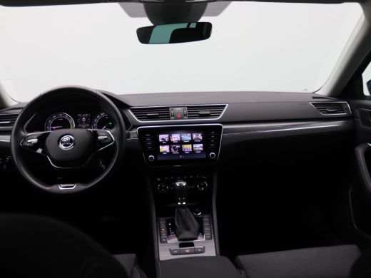 Skoda Superb Combi 1.4 TSI iV Business Edition Plus 218PK DSG Achteruitrijcamera, Cruise Controle, Memorystoel... ActivLease financial lease