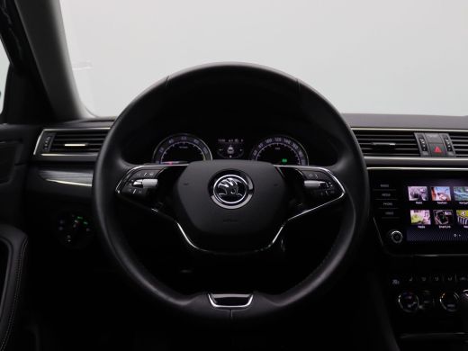 Skoda Superb Combi 1.4 TSI iV Business Edition Plus 218PK DSG Achteruitrijcamera, Cruise Controle, Memorystoel... ActivLease financial lease