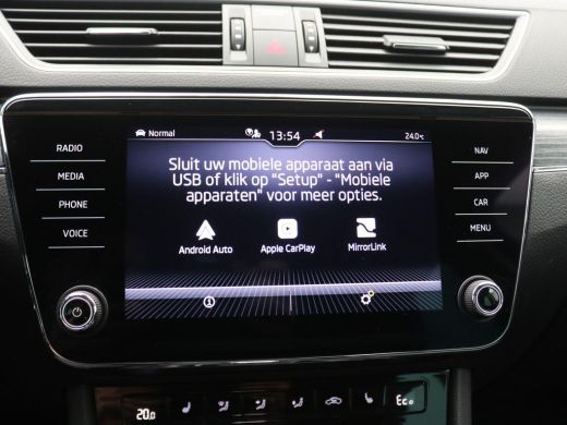 Skoda Superb Combi 1.4 TSI iV Business Edition Plus 218PK DSG Achteruitrijcamera, Cruise Controle, Memorystoel... ActivLease financial lease