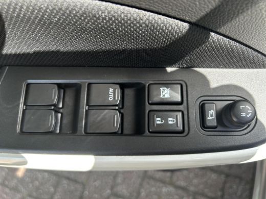 Suzuki Swift 1.2 Stijl Smart Hybrid ActivLease financial lease