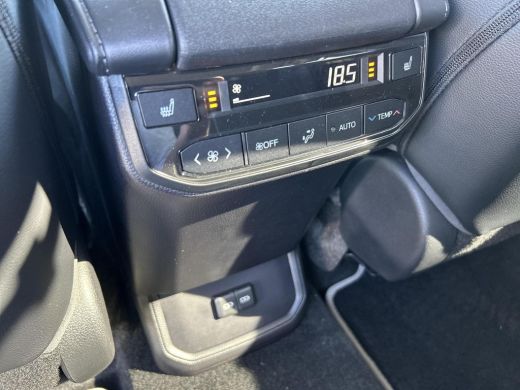 Toyota Highlander 2.5 AWD Hybrid Premium ActivLease financial lease