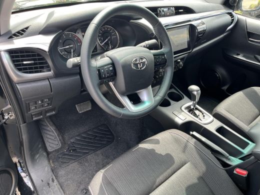 Toyota Hilux 2.4 D-4D Double Cab Professional | Automaat | Navigatie | Stoelverwarming | Parkeersensoren | ActivLease financial lease
