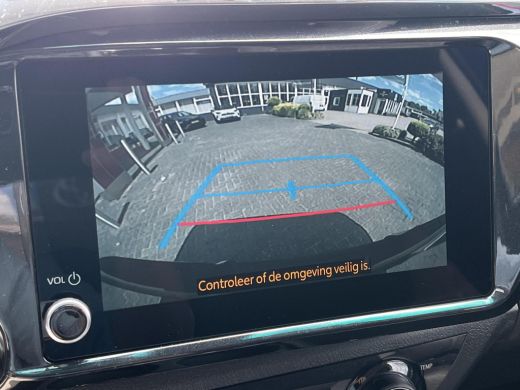 Toyota Hilux 2.4 D-4D Double Cab Professional | Automaat | Navigatie | Stoelverwarming | Parkeersensoren | ActivLease financial lease