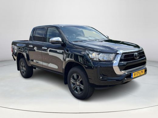 Toyota Hilux 2.4 D-4D Double Cab Professional | Automaat | Navigatie | Stoelverwarming | Parkeersensoren | ActivLease financial lease