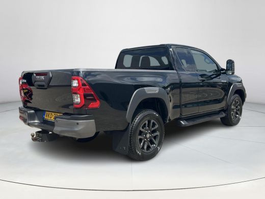 Toyota Hilux 2.8 D-4D Xtra Cab Invincible ActivLease financial lease