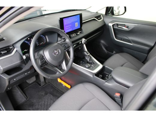 Toyota RAV4 2.5 Hybrid AWD Dynamic | 18 inch | 1650 kg trekgewicht | Apple carplay | Camera | ActivLease financial lease