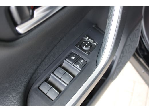 Toyota RAV4 2.5 Hybrid AWD Dynamic | 18 inch | 1650 kg trekgewicht | Apple carplay | Camera | ActivLease financial lease