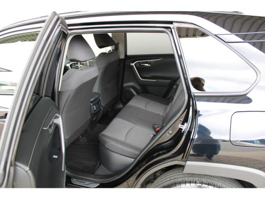 Toyota RAV4 2.5 Hybrid AWD Dynamic | 18 inch | 1650 kg trekgewicht | Apple carplay | Camera | ActivLease financial lease