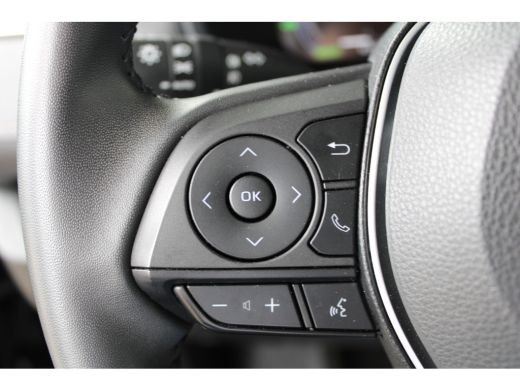 Toyota RAV4 2.5 Hybrid AWD Dynamic | 18 inch | 1650 kg trekgewicht | Apple carplay | Camera | ActivLease financial lease