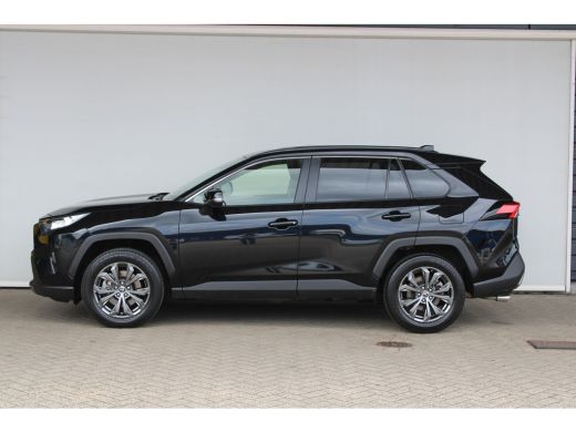 Toyota RAV4 2.5 Hybrid AWD Dynamic | 18 inch | 1650 kg trekgewicht | Apple carplay | Camera | ActivLease financial lease