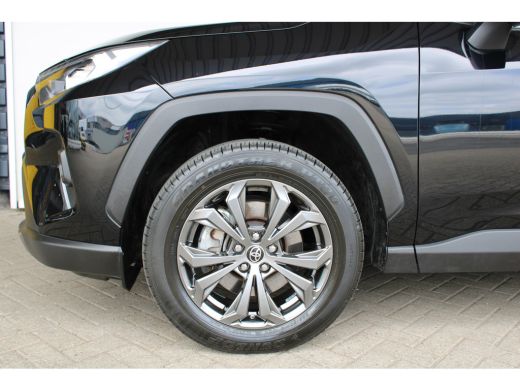 Toyota RAV4 2.5 Hybrid AWD Dynamic | 18 inch | 1650 kg trekgewicht | Apple carplay | Camera | ActivLease financial lease
