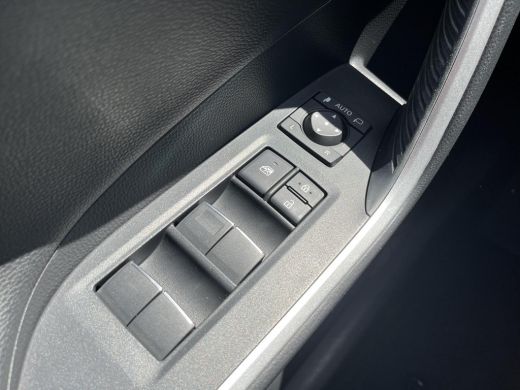 Toyota RAV4 2.5 Plug-in Hybrid AWD Style | Navigatie | Apple CarPlay/Android auto | Achteruitrijcamera | Stoe... ActivLease financial lease