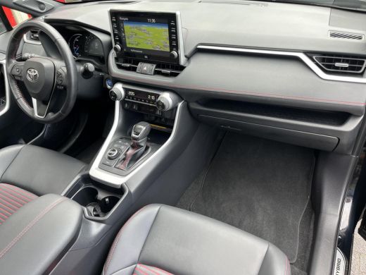 Toyota RAV4 2.5 Plug-in Hybrid AWD Style | Panoramadak | Navigatie | Achterbankverwarming | Camera's rondom | ActivLease financial lease