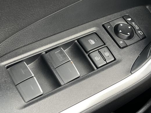 Toyota RAV4 2.5 Plug-in Hybrid AWD Style | Panoramadak | Navigatie | Achterbankverwarming | Camera's rondom | ActivLease financial lease