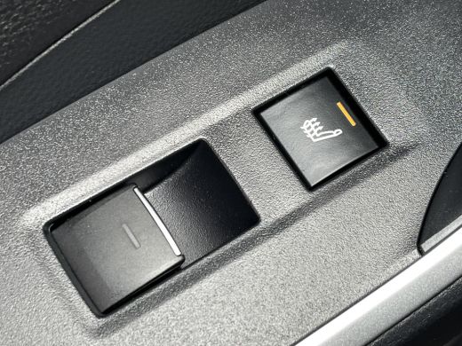 Toyota RAV4 2.5 Plug-in Hybrid AWD Style | Panoramadak | Navigatie | Achterbankverwarming | Camera's rondom | ActivLease financial lease