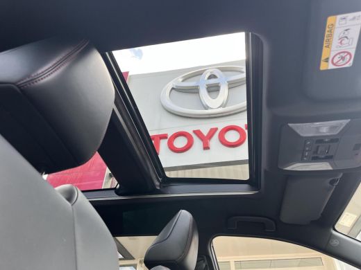 Toyota RAV4 2.5 Plug-in Hybrid AWD Style | Panoramadak | Navigatie | Achterbankverwarming | Camera's rondom | ActivLease financial lease
