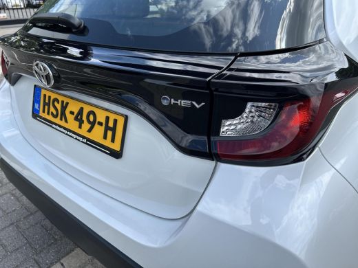 Toyota Yaris 1.5 Hybrid 115 Active ActivLease financial lease