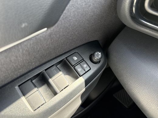 Toyota Yaris Cross 1.5 Hybrid 115 First Edition | Navigatie | Apple CarPlay/Android auto | Achteruitrijcamera ActivLease financial lease