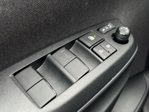 Toyota Yaris Cross 1.5 Hybrid Dynamic 4X4 Automaat | Airconditioning | 4X4 | Stoelverwarming | Adaptieve Cruise Cont... ActivLease financial lease