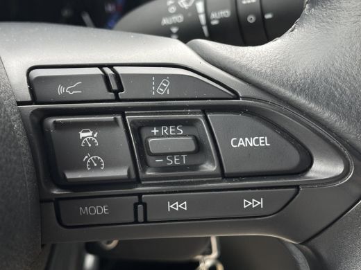 Toyota Yaris Cross 1.5 Hybrid Dynamic 4X4 Automaat | Airconditioning | 4X4 | Stoelverwarming | Adaptieve Cruise Cont... ActivLease financial lease