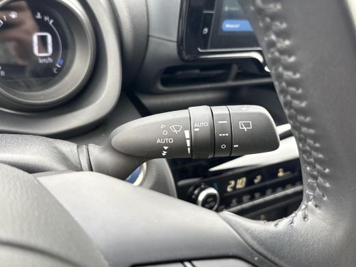 Toyota Yaris Cross 1.5 Hybrid Dynamic **NAVIGATIE/ KEYLESS/ APPLE CARPLAY/ 36 MAANDEN GARANTIE** ActivLease financial lease