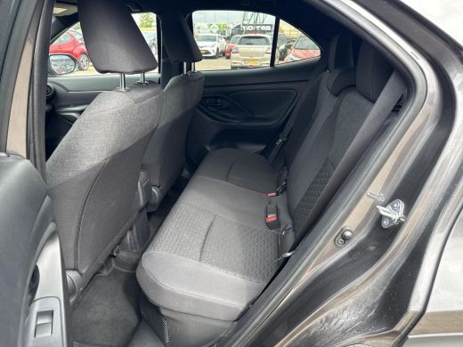 Toyota Yaris Cross 1.5 Hybrid Dynamic **NAVIGATIE/ KEYLESS/ APPLE CARPLAY/ 36 MAANDEN GARANTIE** ActivLease financial lease